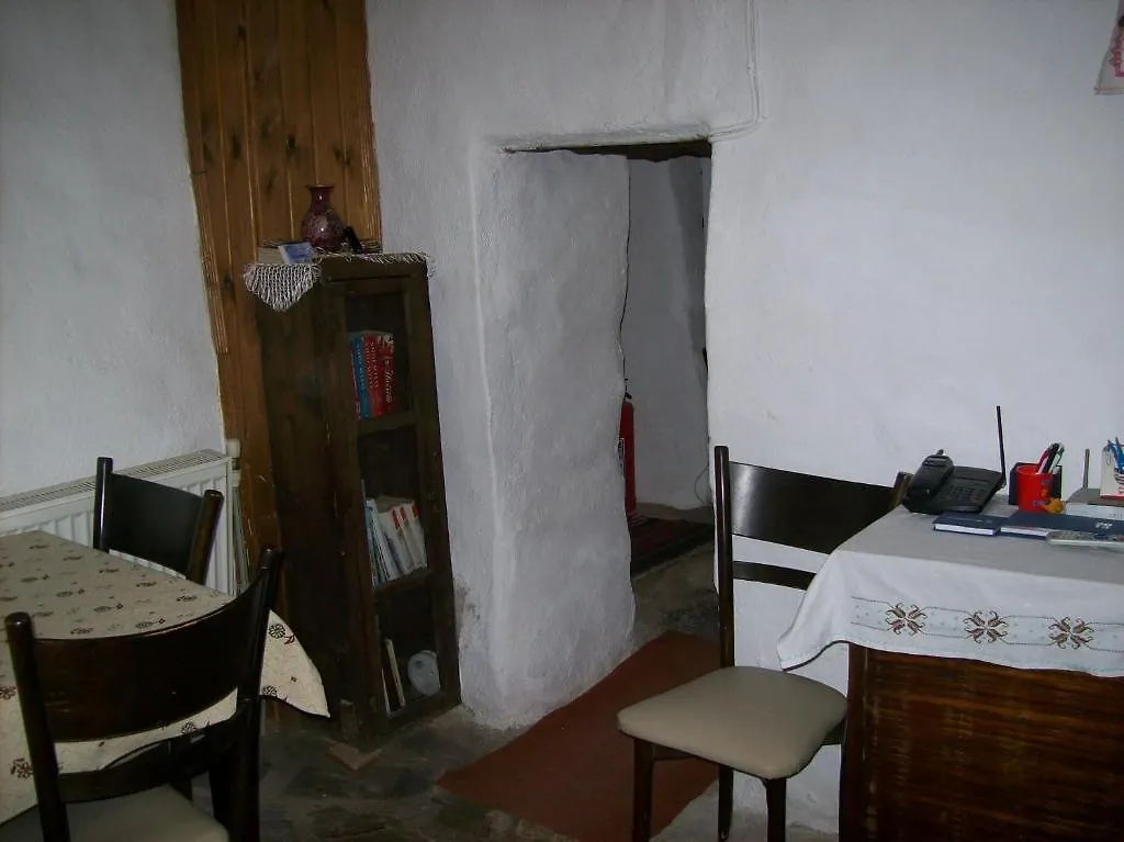 Dionysos Pension Σελτσούκ